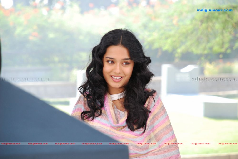 Amrita Rao Actress hd photo