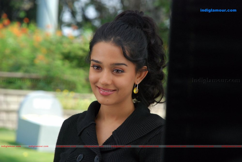 Amrita Rao Actress hd photo