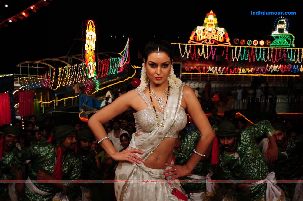 Maryam Zakaria Actress hd photo