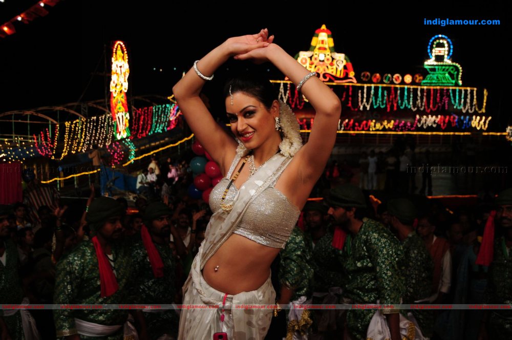 Maryam Zakaria Actress hd photo