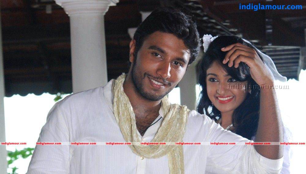 Mithra Kurian Actress hd photo