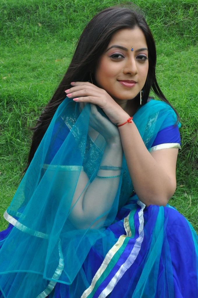 Keerthi Chawla Actress hd photo