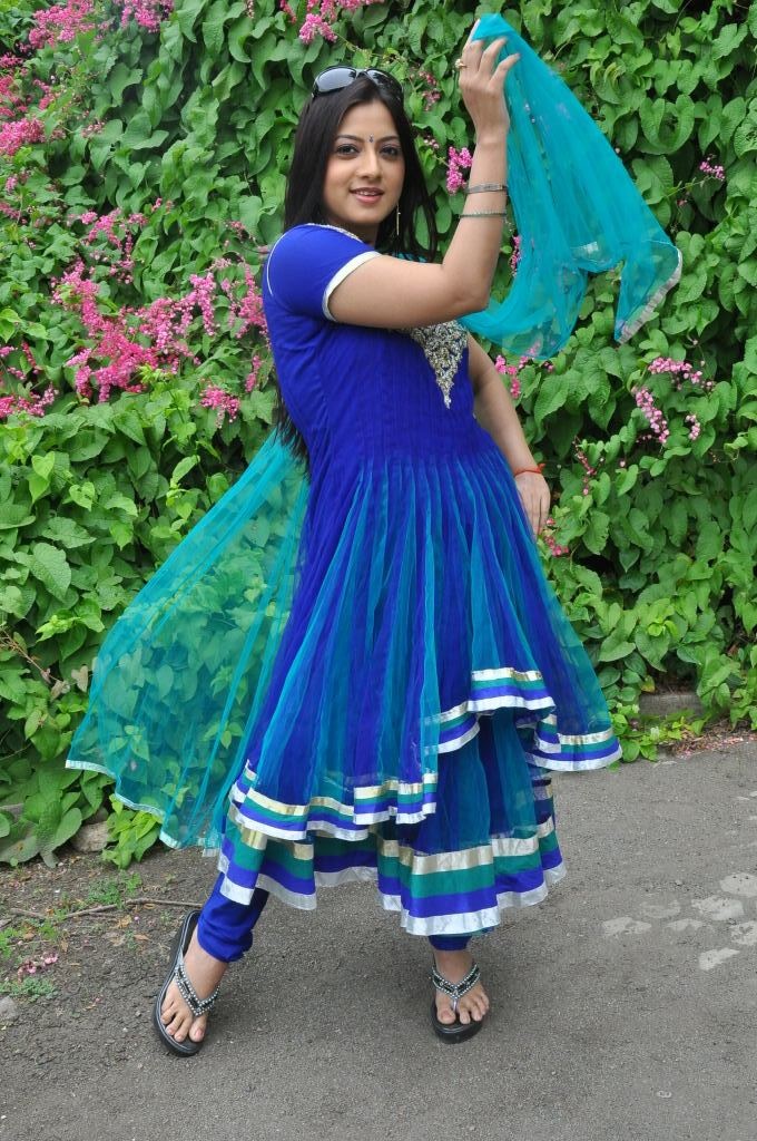 Keerthi Chawla Actress hd photo