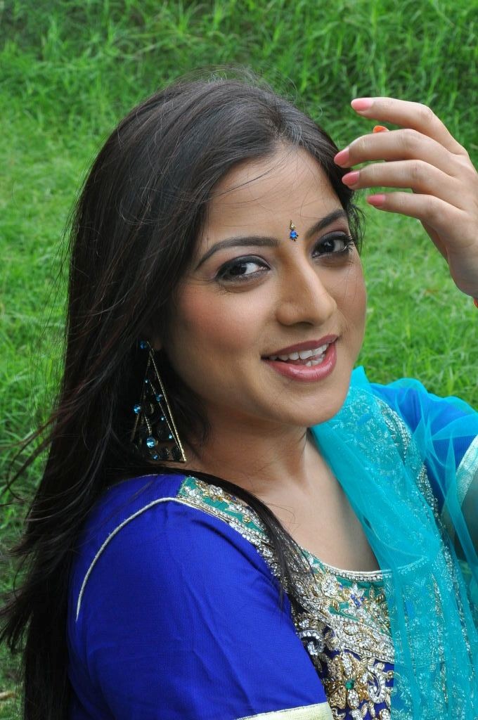 Keerthi Chawla Actress hd photo