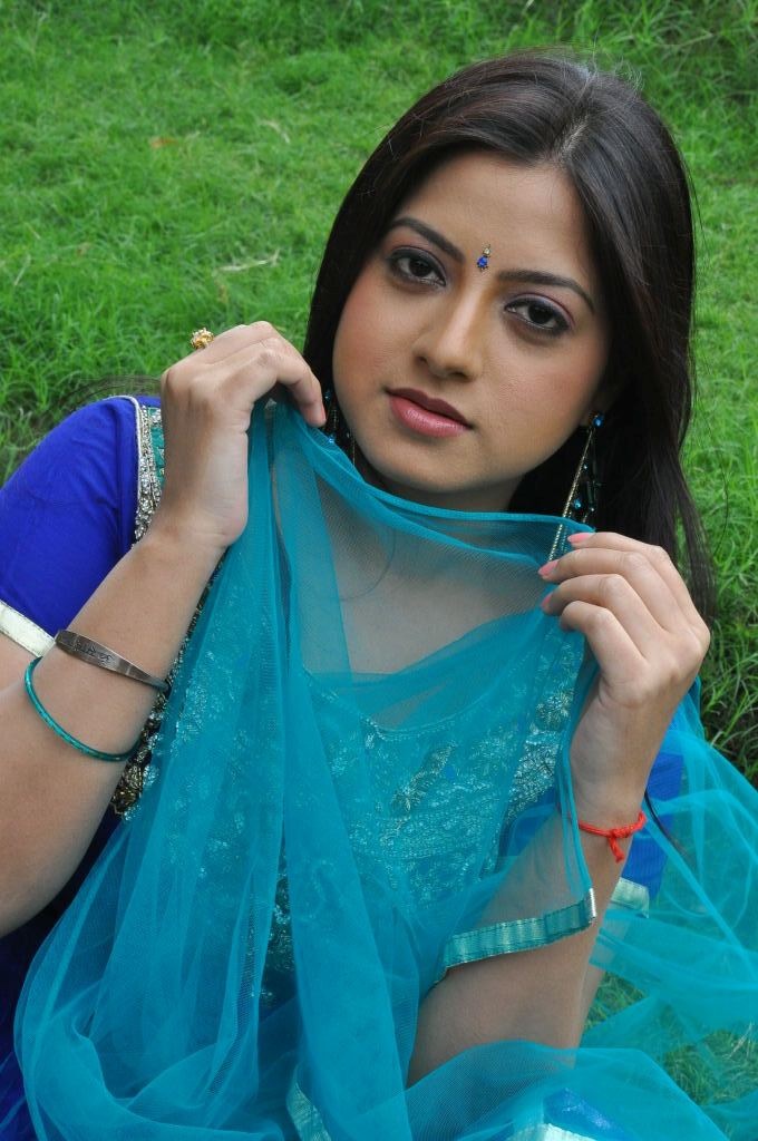 Keerthi Chawla Actress hd photo
