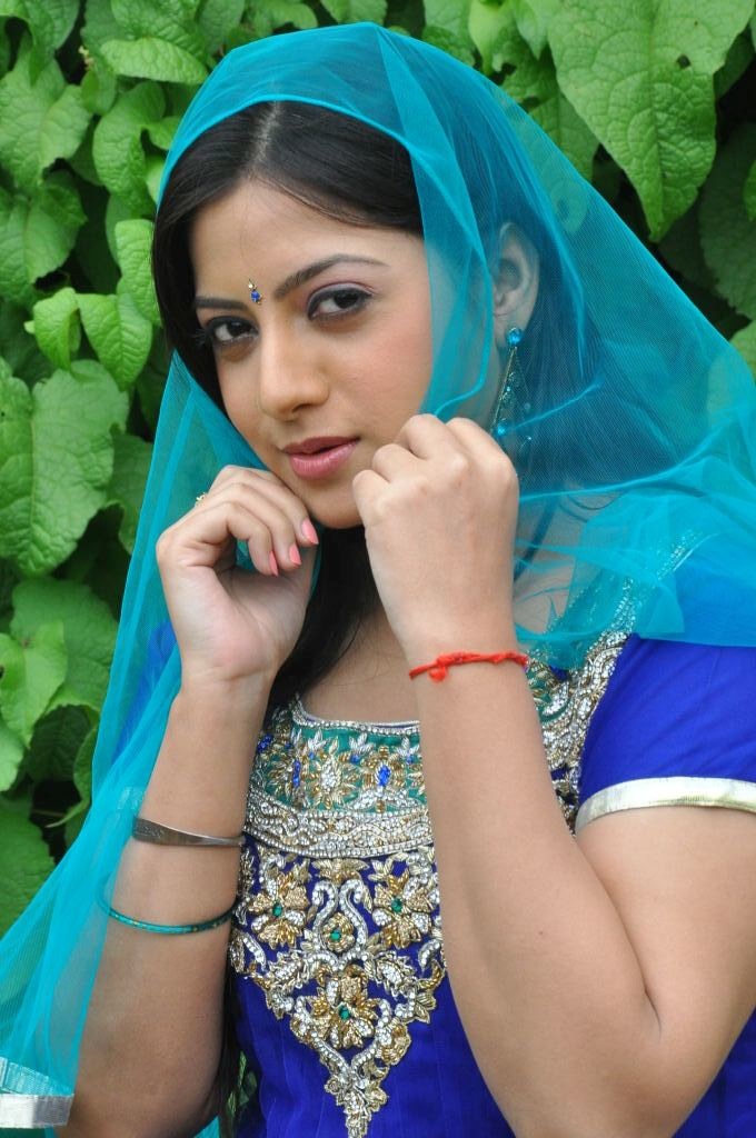 Keerthi Chawla Actress hd photo