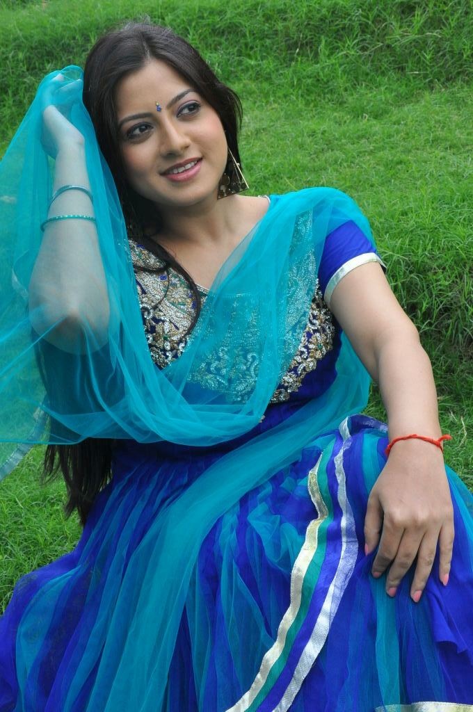 Keerthi Chawla Actress hd photo