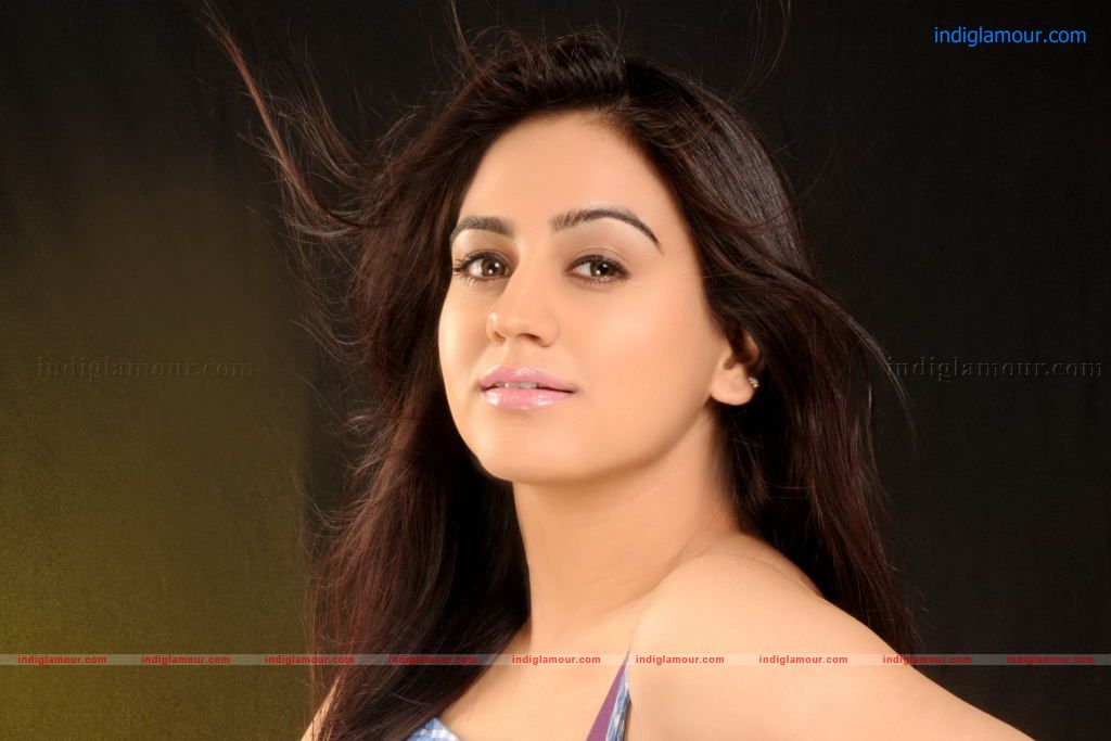 Aksha Actress hd photo