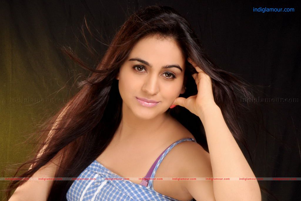 Aksha Actress hd photo