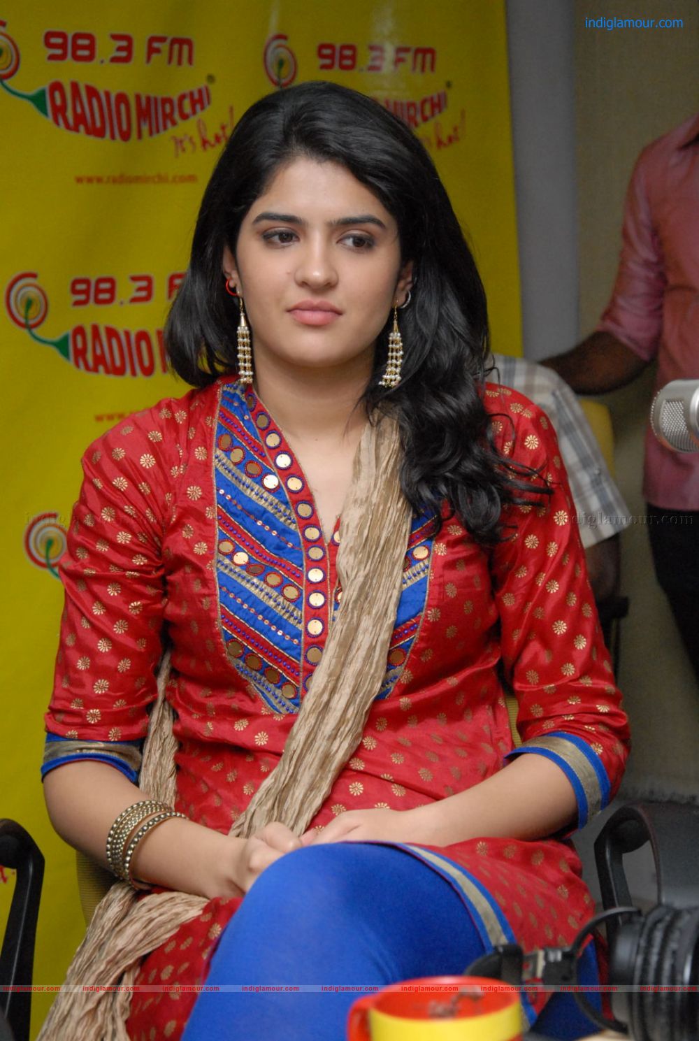 Deeksha Seth Actress hd photo