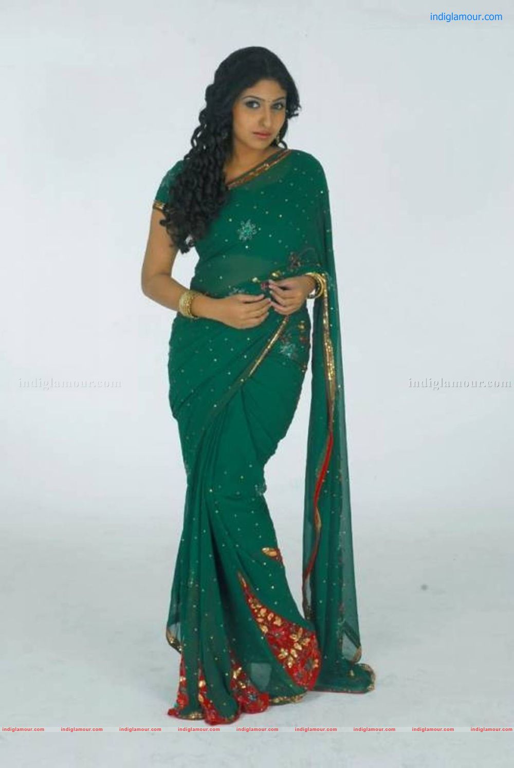 Monica Actress hd photo