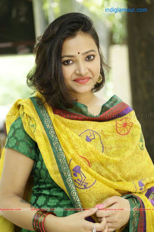 Shweta Basu Prasad Actress hd photo