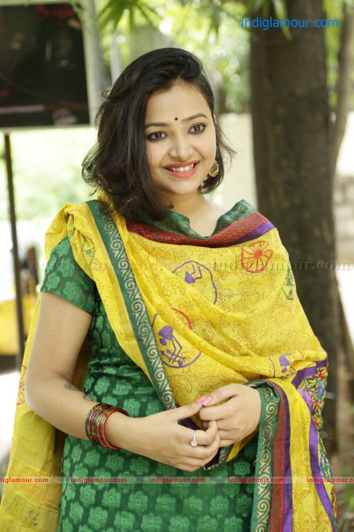 Shweta Basu Prasad Actress hd photo