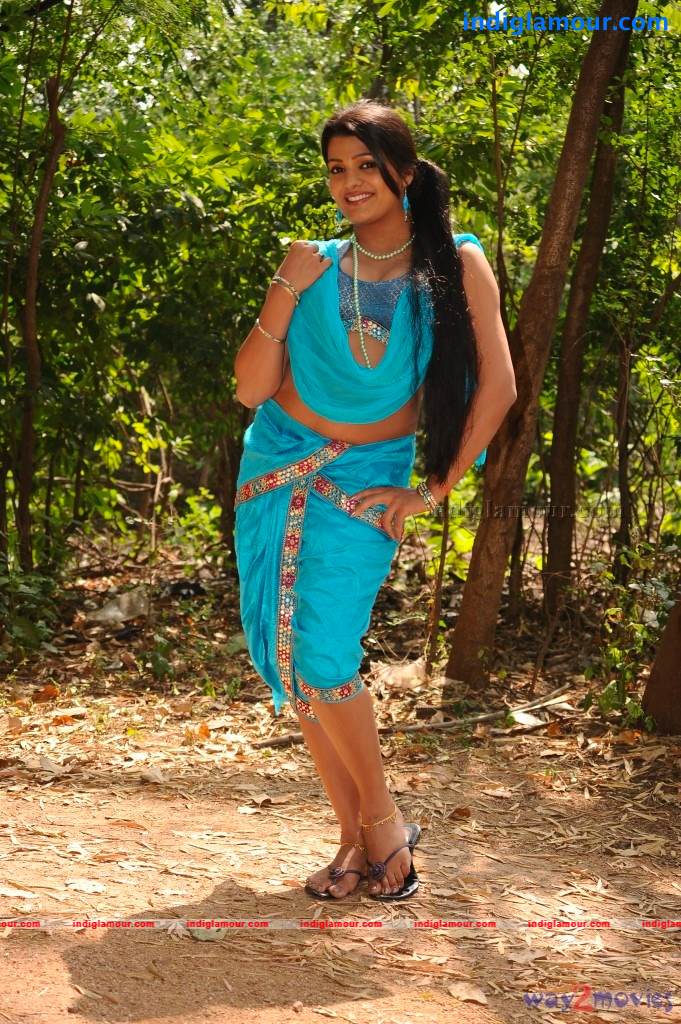 Tashu Kaushik Actress hd photo