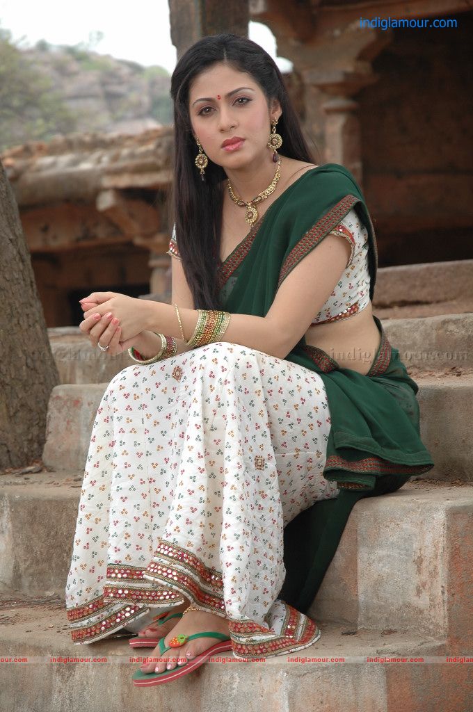 sada Actress hd photo