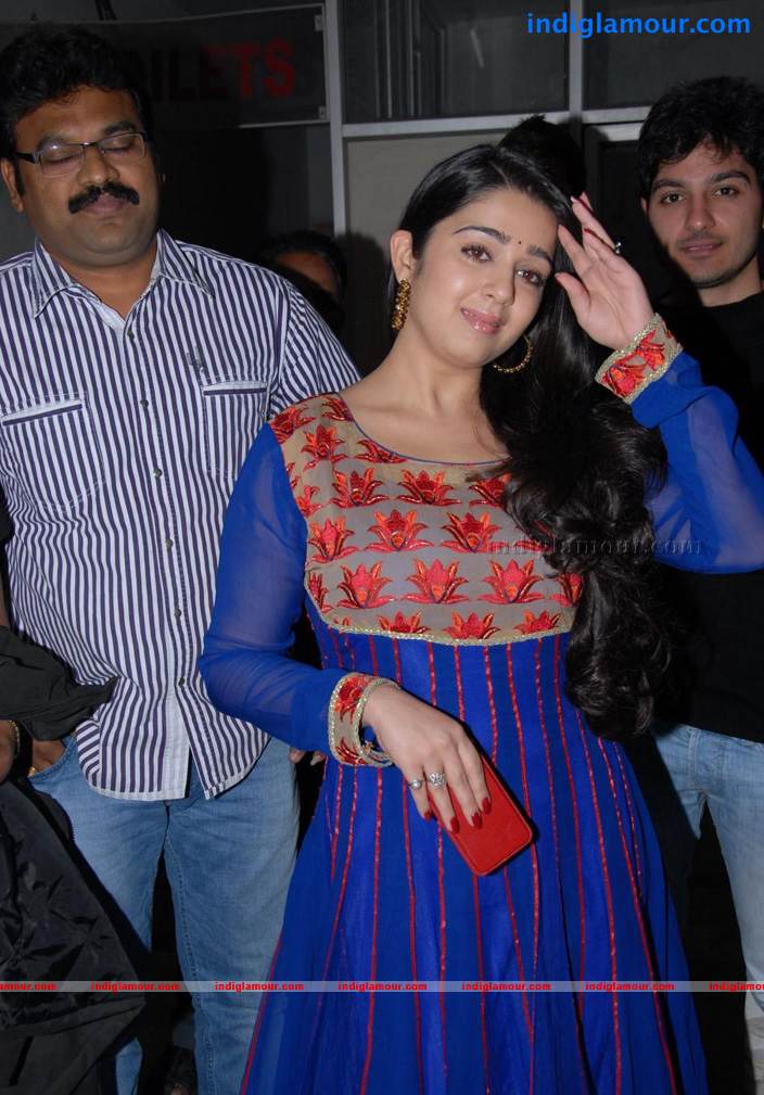 Charmi Actress hd photo