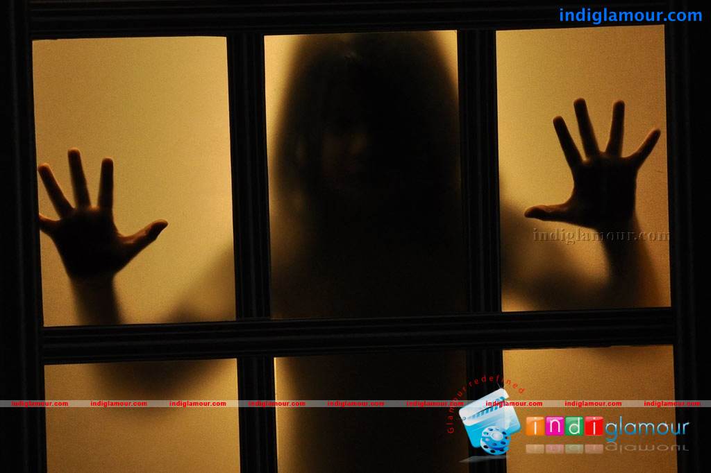 Shivani Movie hd photo