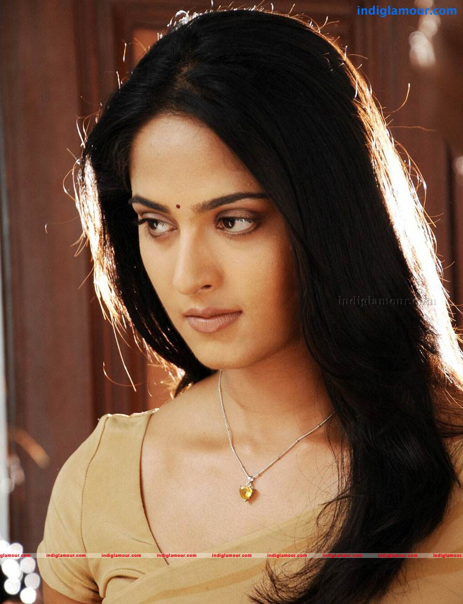 Anushka Actress hd photo