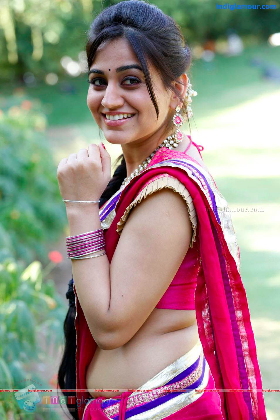 Aksha Actress hd photo
