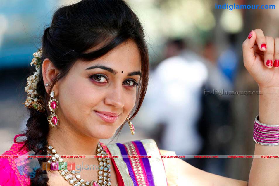 Aksha Actress hd photo