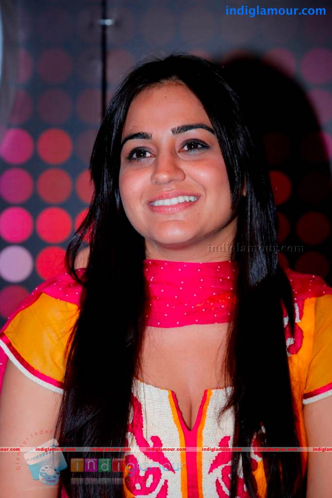 Aksha Actress hd photo