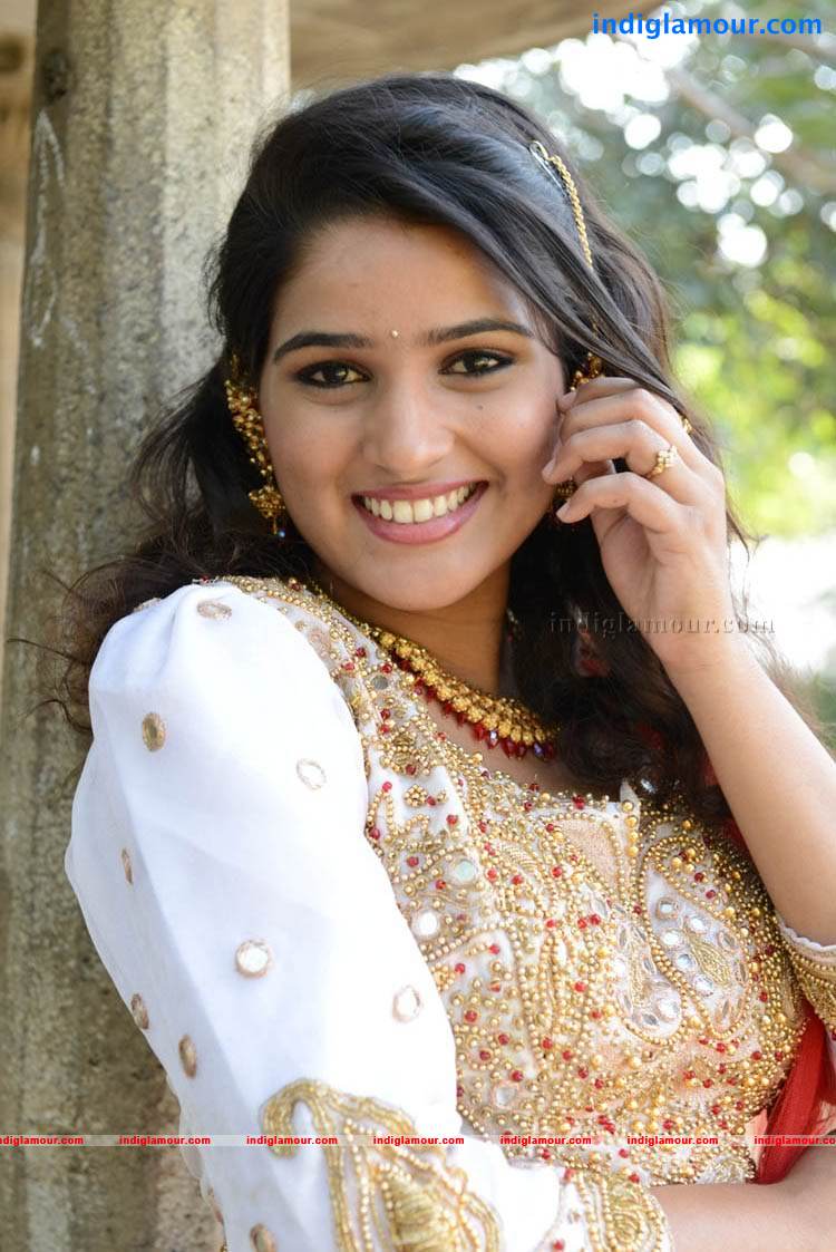 Monisha Actress hd photo