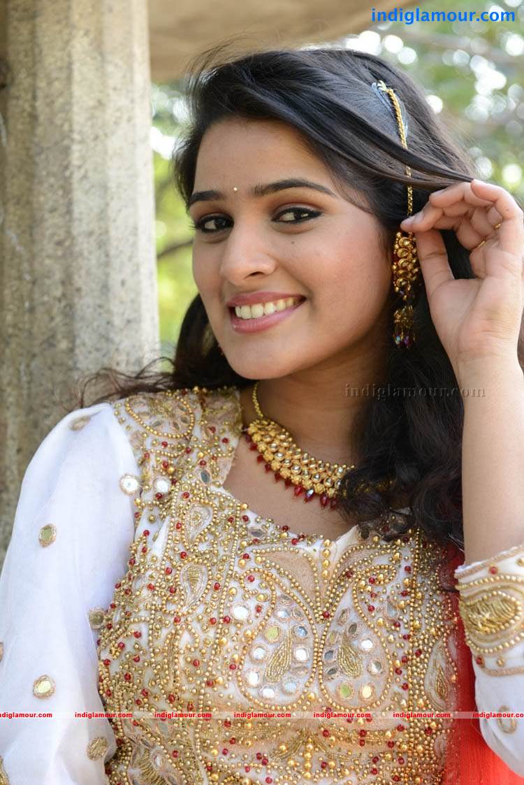 Monisha Actress hd photo