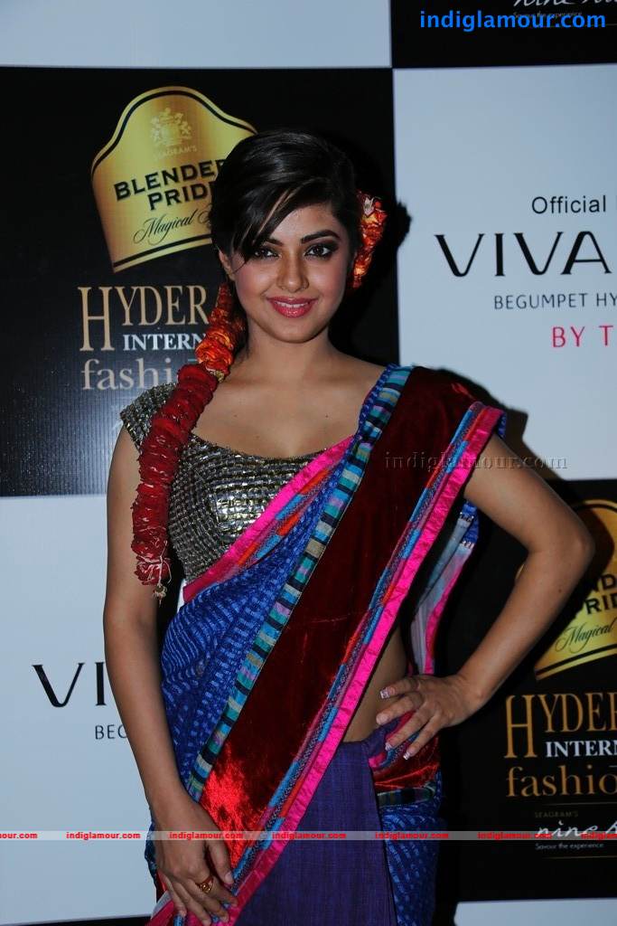 Meera Chopra Actress hd photo