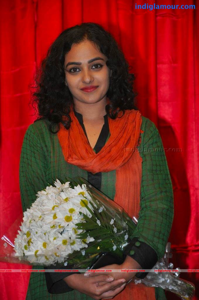 Nithya Menon Actress hd photo