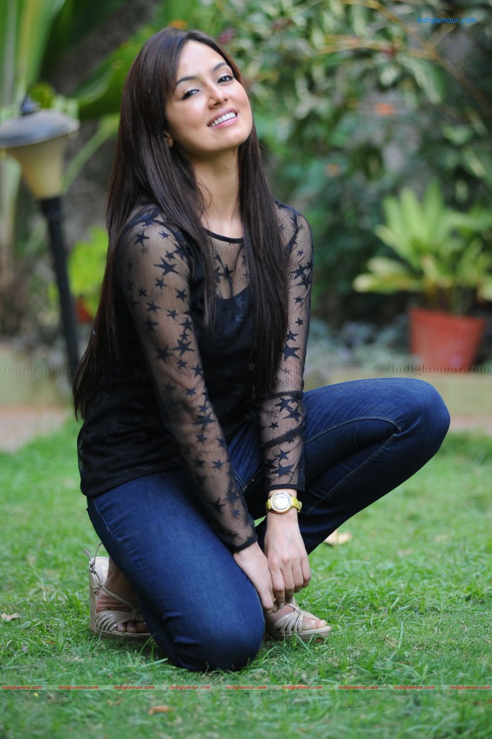 Sana Khan Actress hd photo