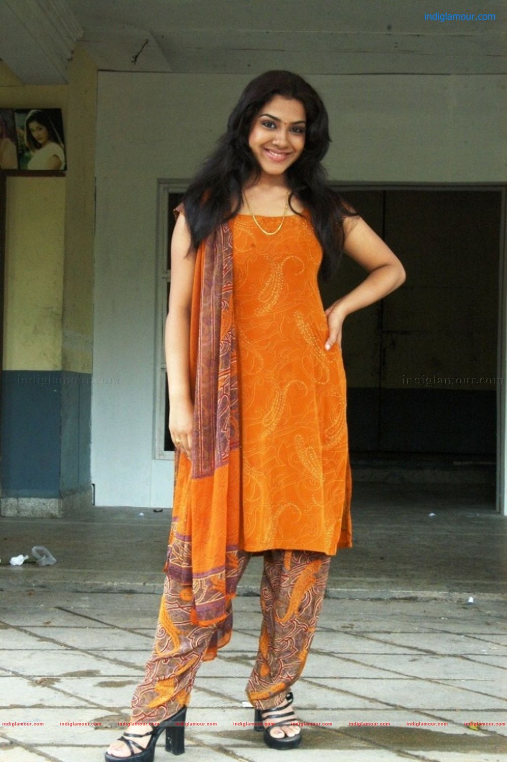 Sandhya Actress hd photo