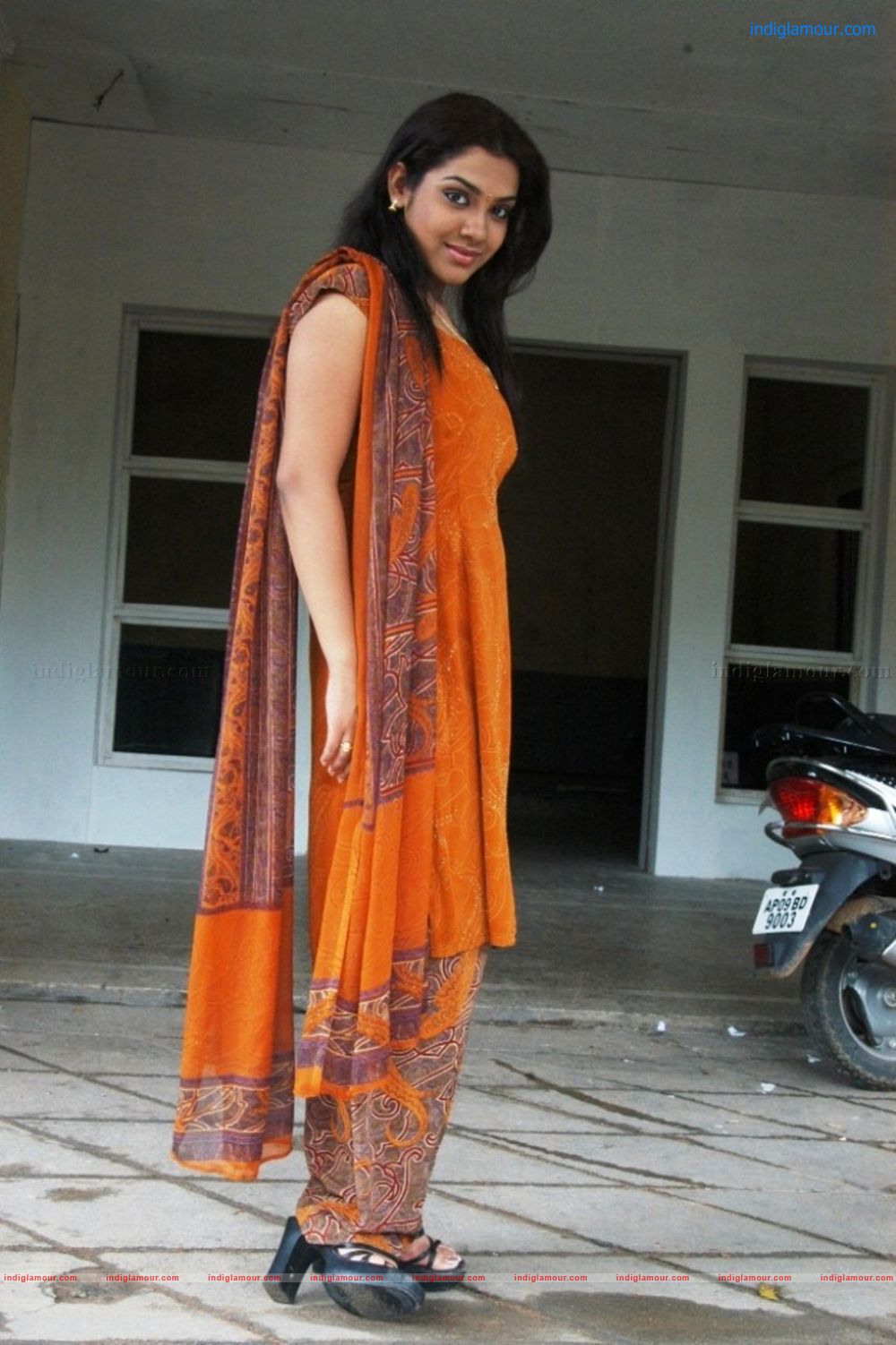 Sandhya Actress hd photo