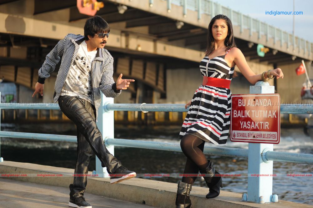 Deeksha Seth Actress hd photo