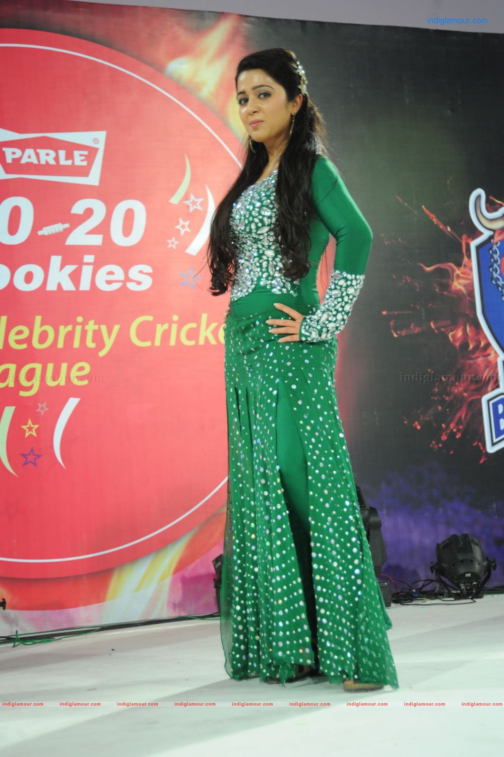 Charmi Actress hd photo
