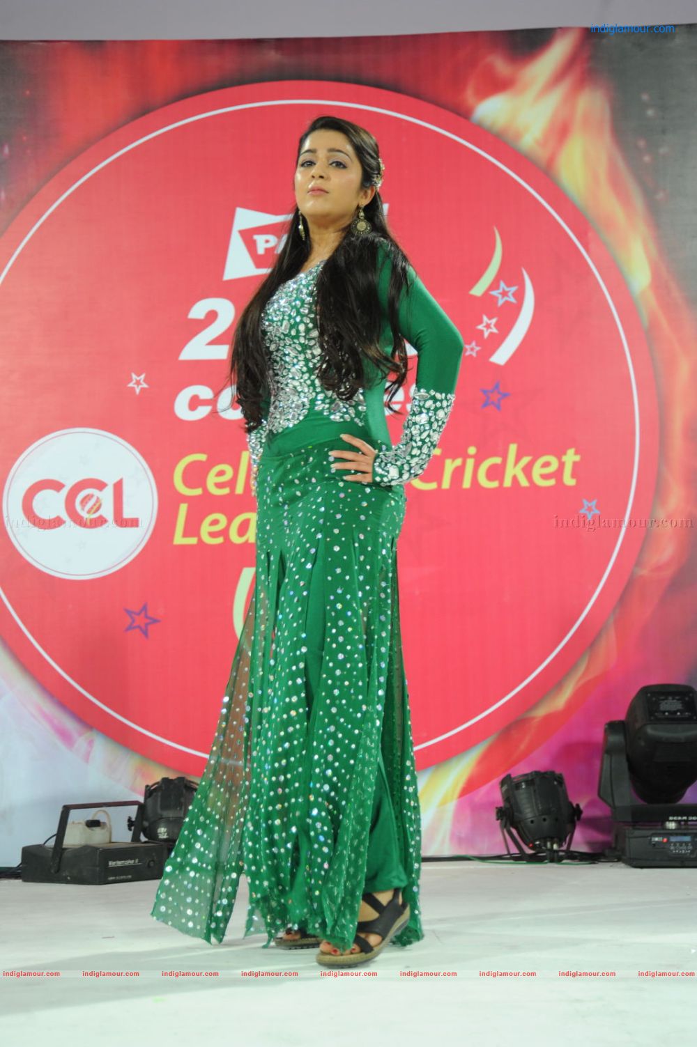 Charmi Actress hd photo