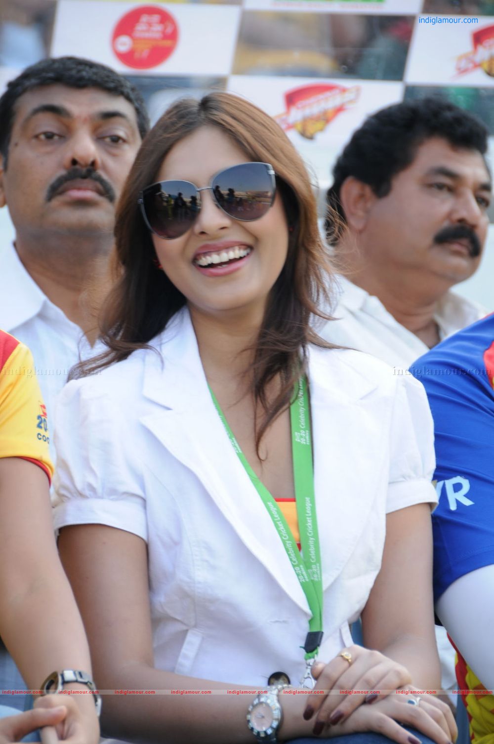 Madhu Shalini Actress hd photo