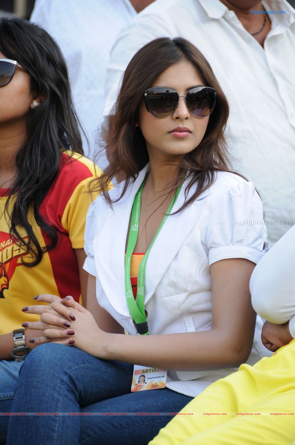 Madhu Shalini Actress hd photo