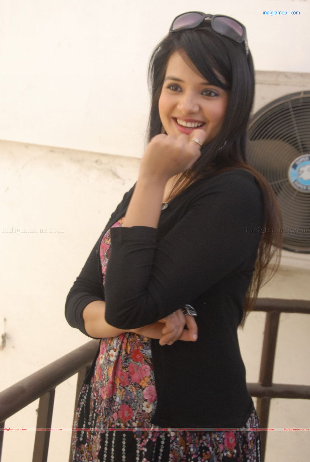 Saloni Actress hd photo