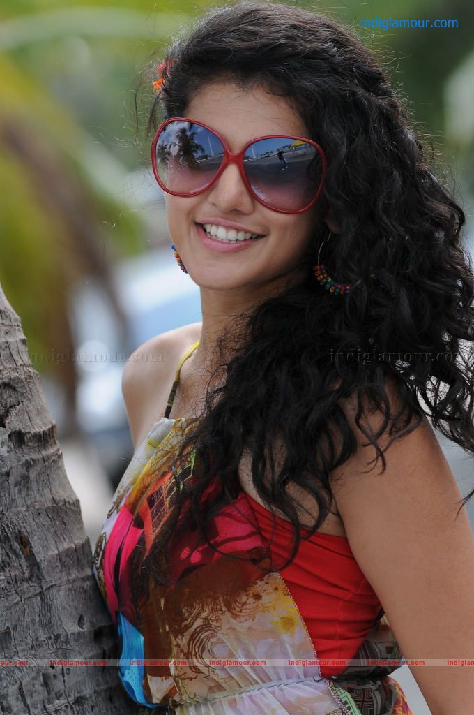 Tapsee Actress hd photo