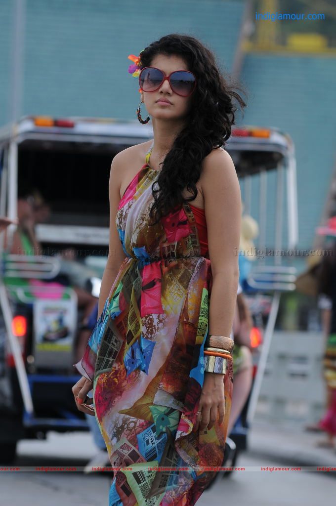 Tapsee Actress hd photo