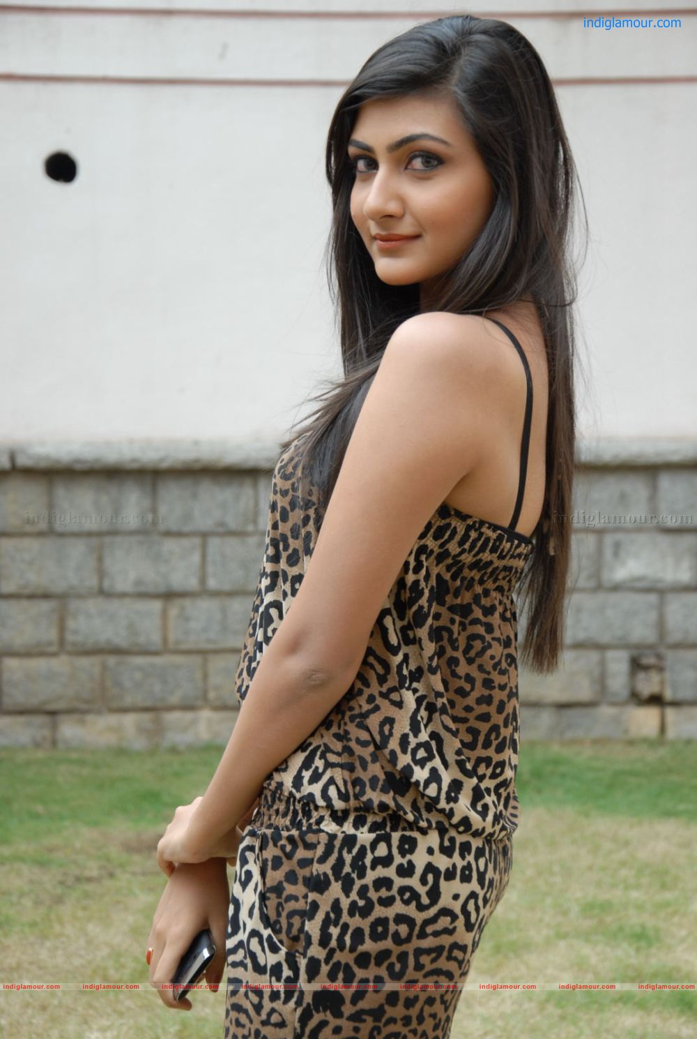 Neelam Actress hd photo
