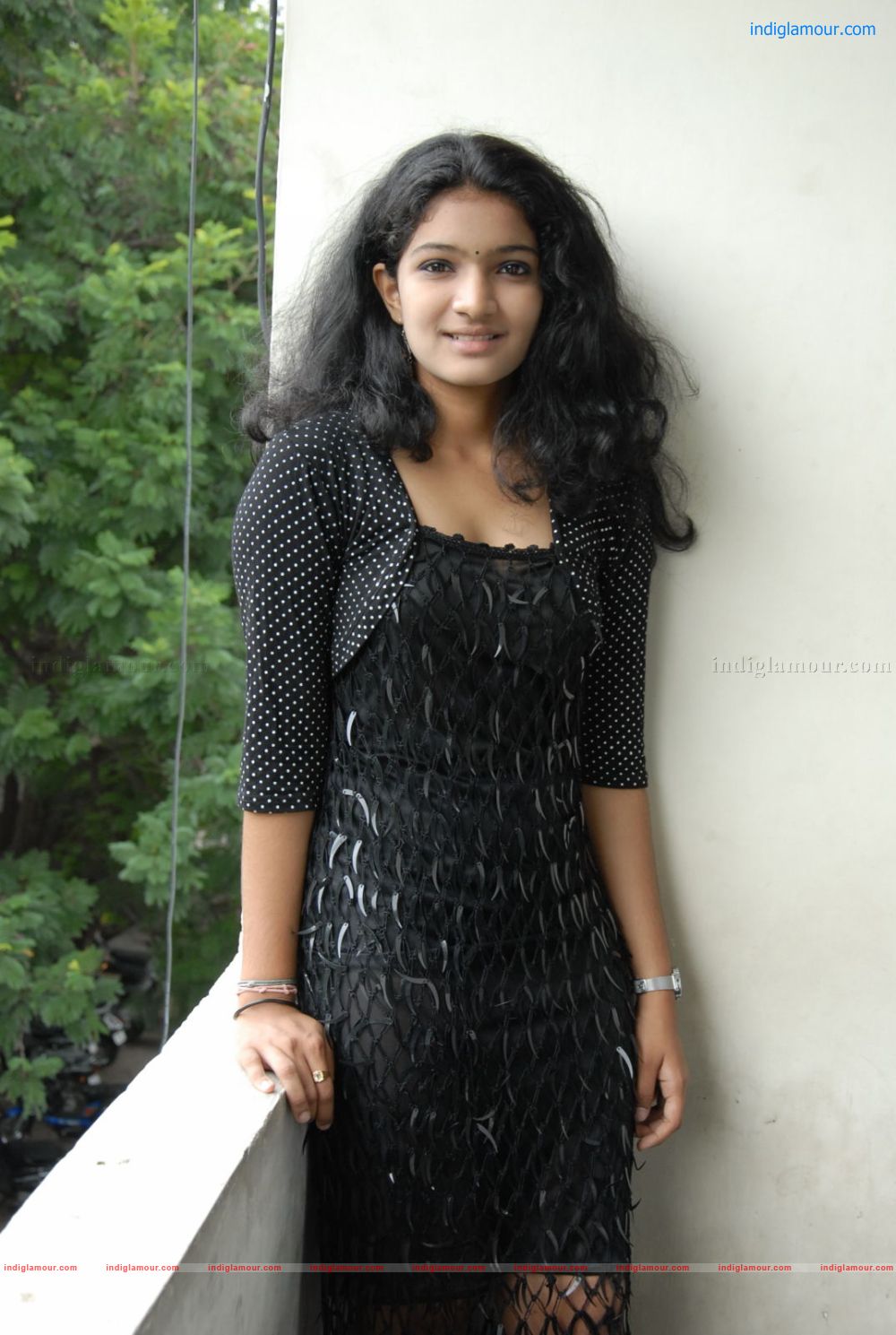Gayatri Actress hd photo