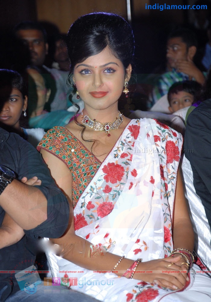 Monal Gajjar Actress hd photo