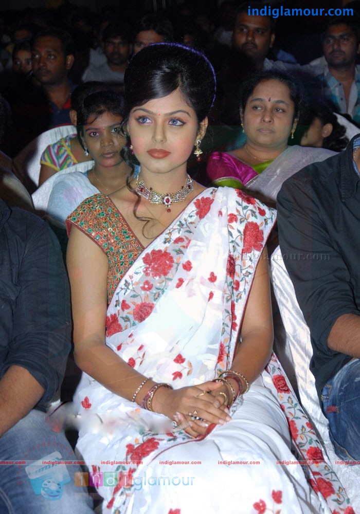 Monal Gajjar Actress hd photo