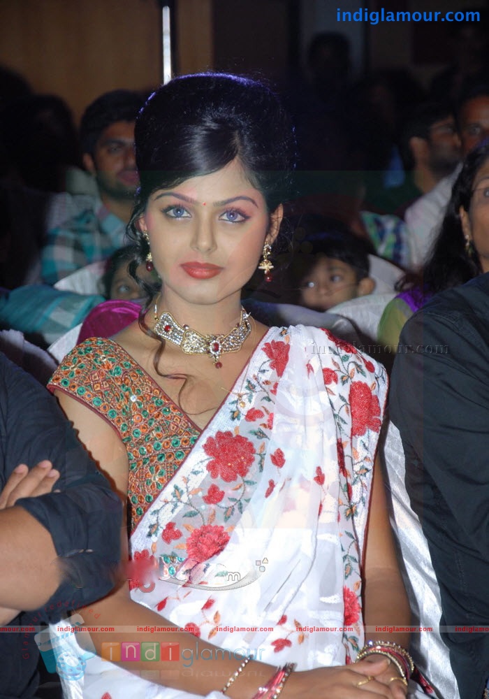 Monal Gajjar Actress hd photo