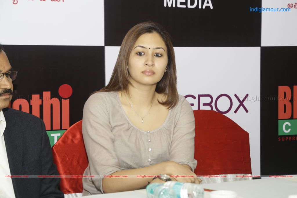 Jwala Gutta Actress hd photo