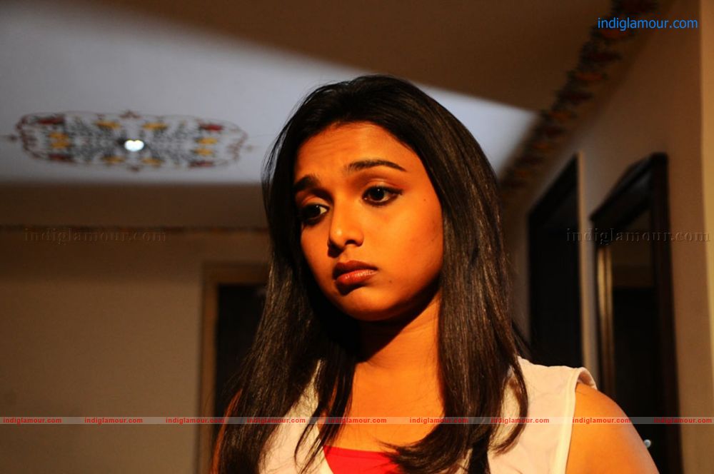 Deepti Nambiar Actress hd photo