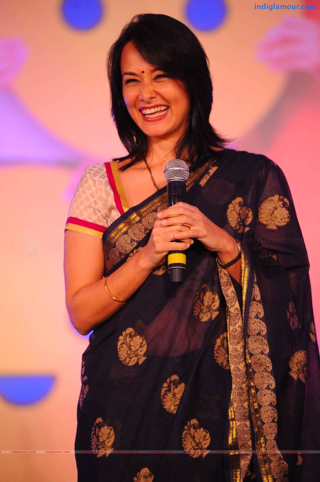 Amala Actress hd photo