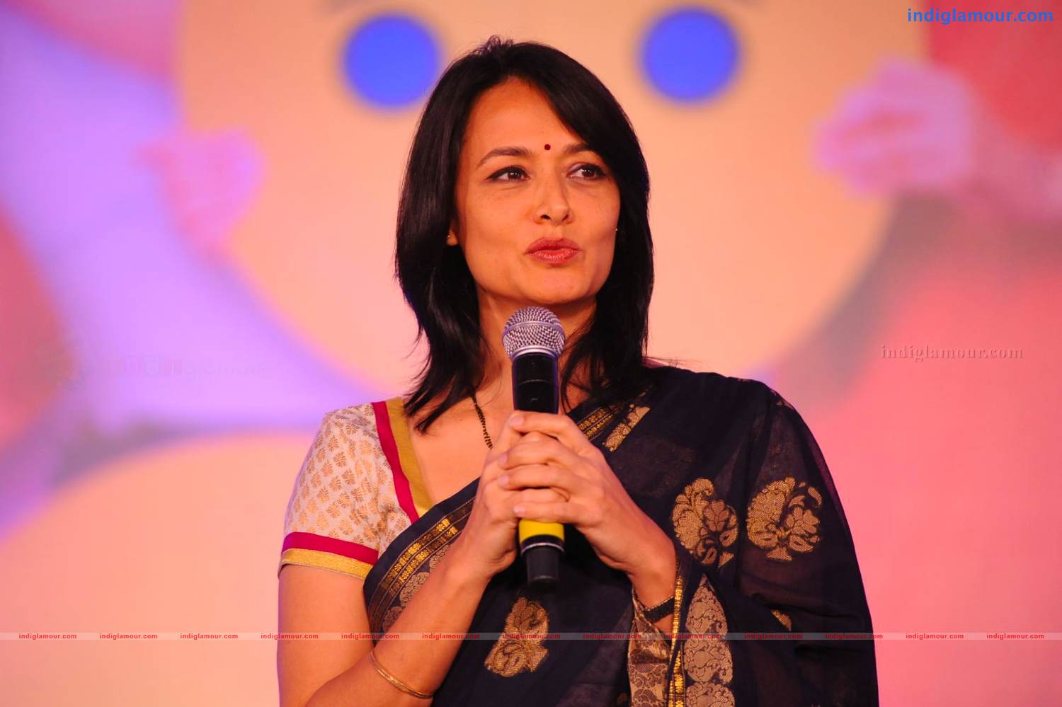 Amala Actress hd photo