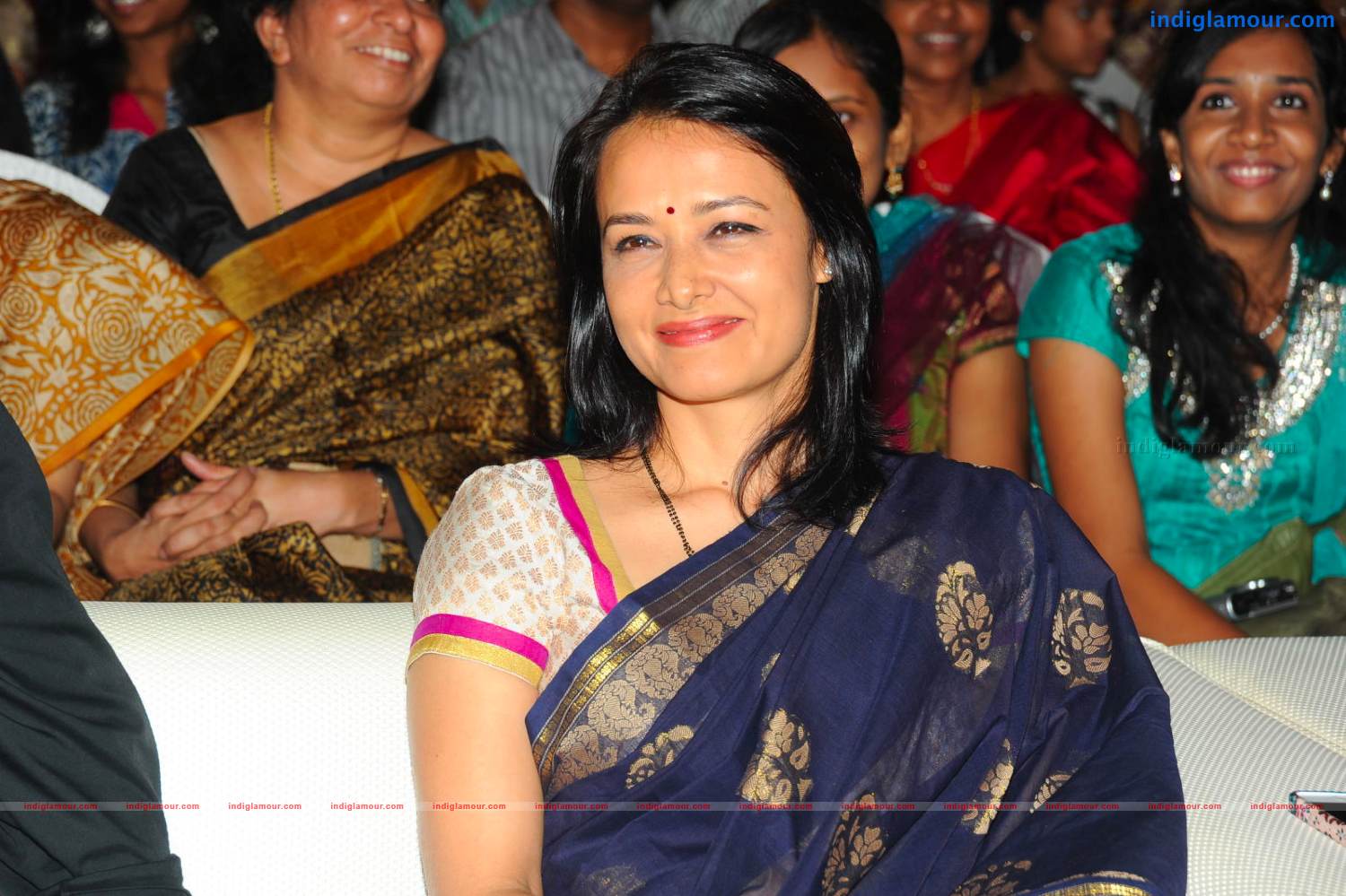 Amala Actress hd photo